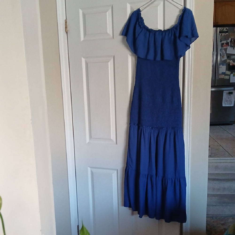 ❤️3@25 Chic Blue Ruffled Maxi Dress - Picture 6 of 12